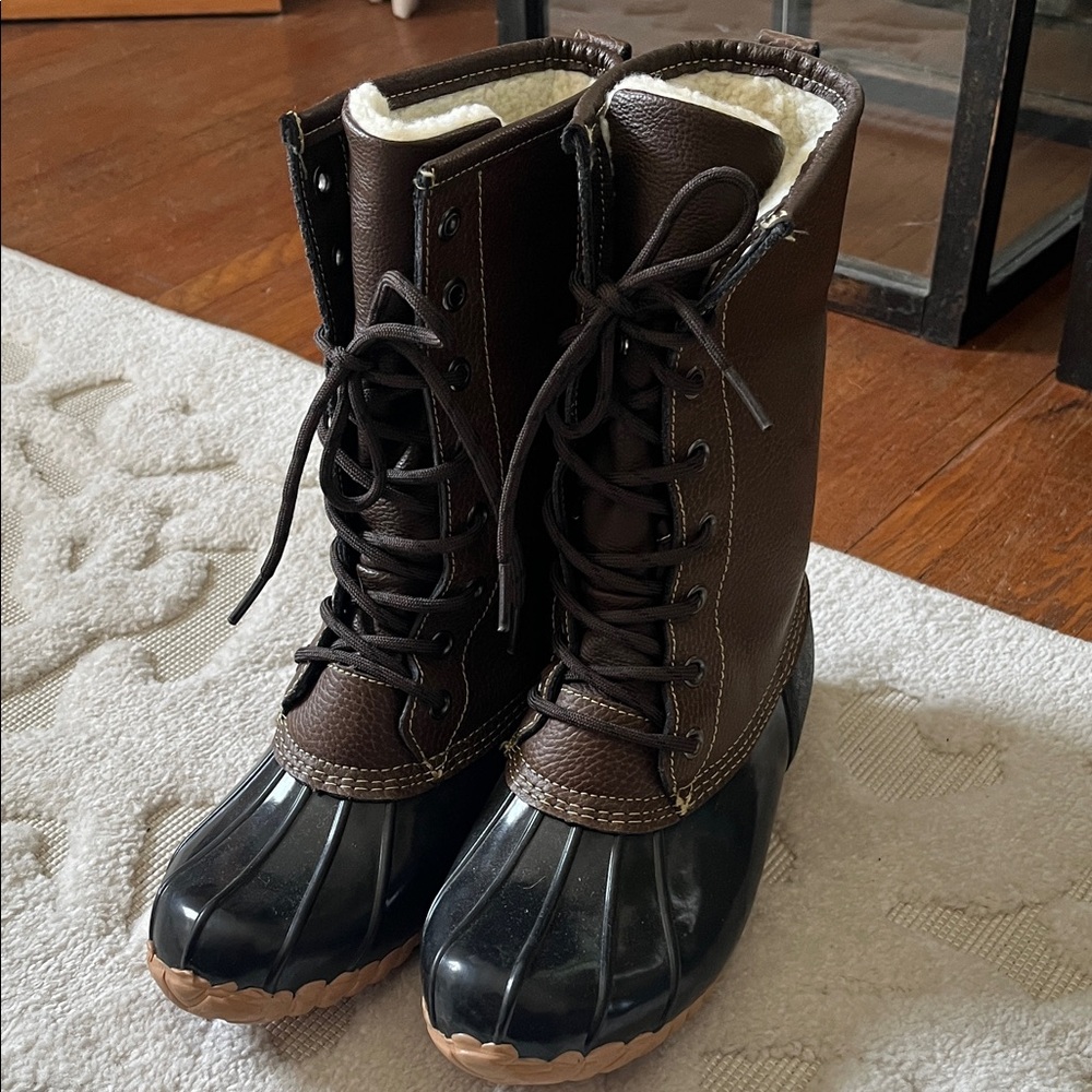 Sporto Brown and Black Lace Up Boots